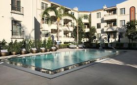 Perfect Apt Near Ucla W Parking Gym Pool Wifi In Westwood B3